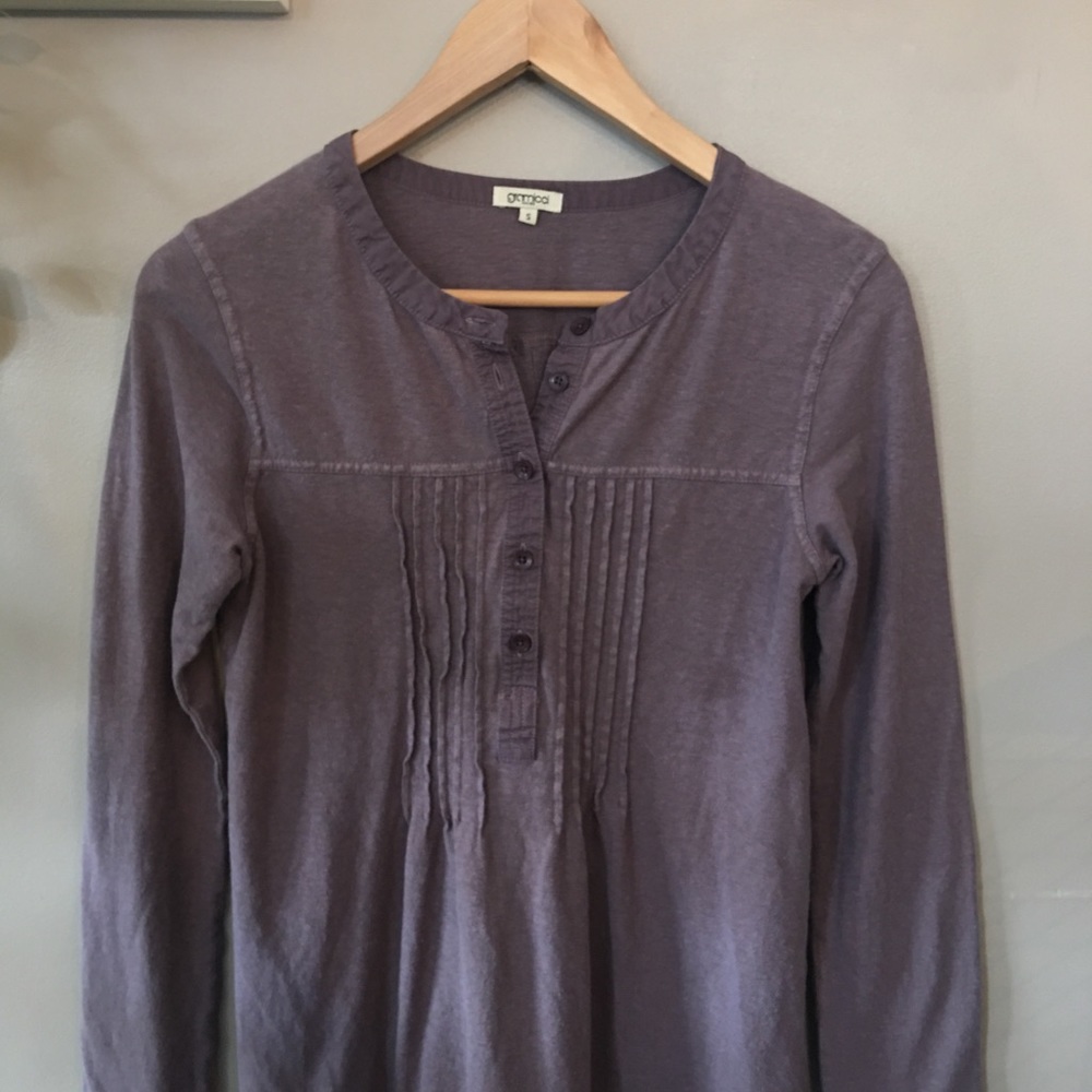 Long sleeve top